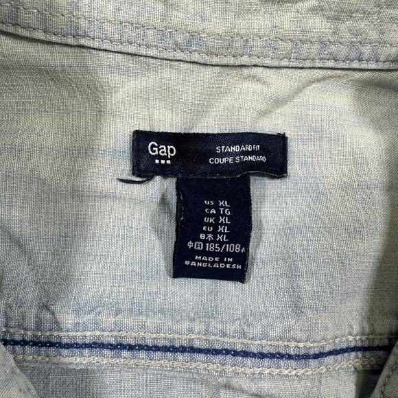 Gap Button Up Shirt Mens XL Light Blue Standard Fit Denim Long Sleeve‎ Pockets - Picture 3 of 9